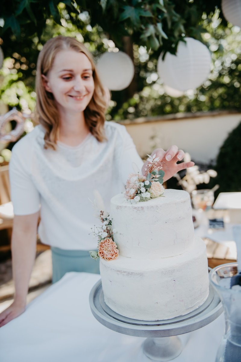 Naked Cake von PETIT DESSERTS