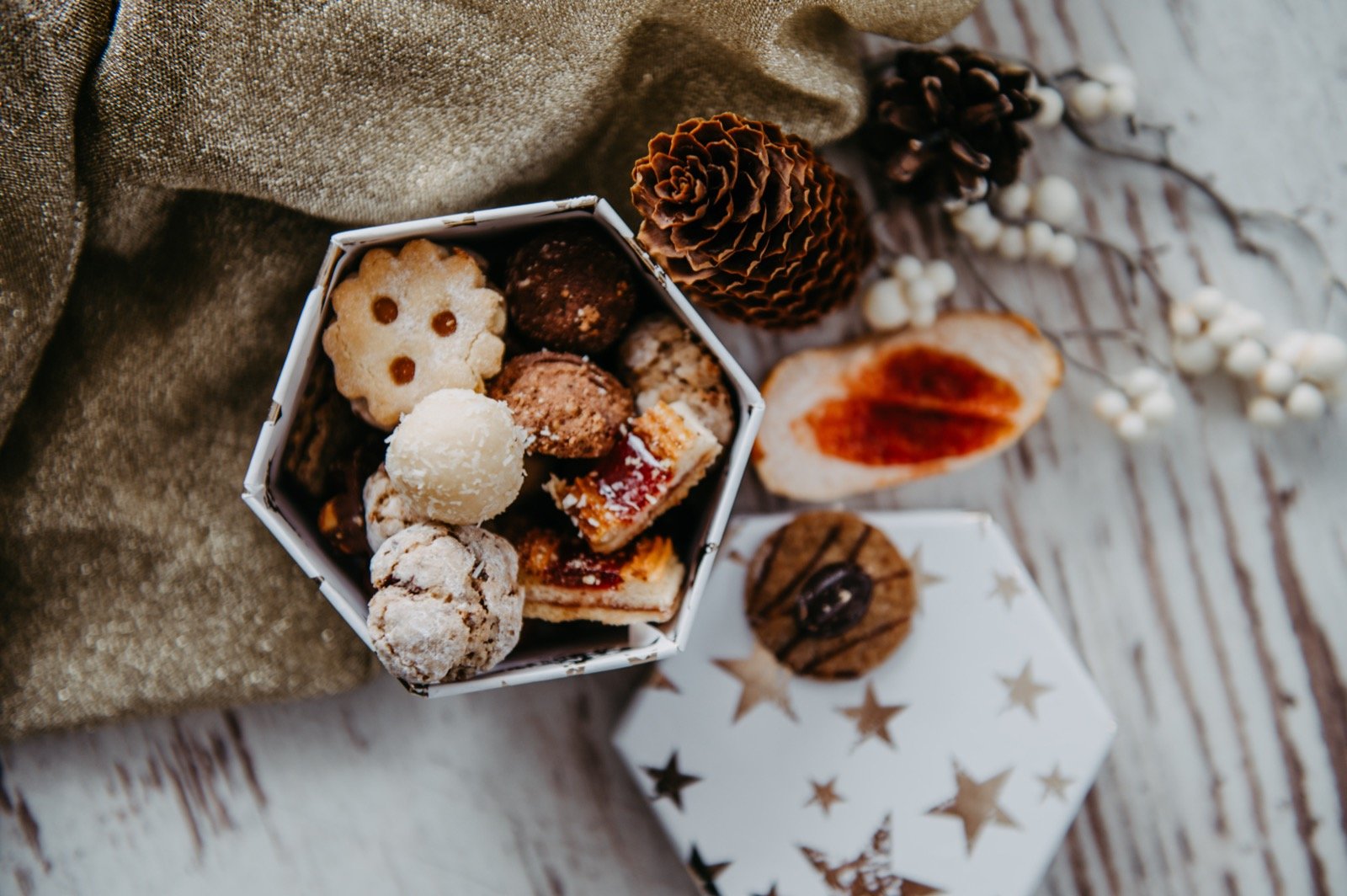 Verschiedene Kekssorten von PETIT DESSERTS